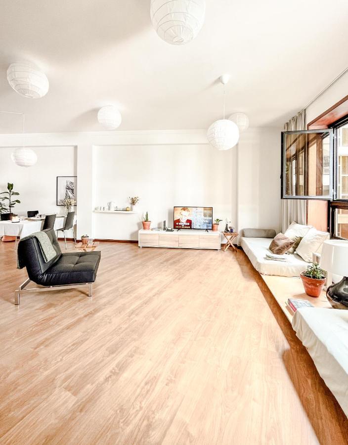 Central Loft With Free Parking Porto Exterior photo
